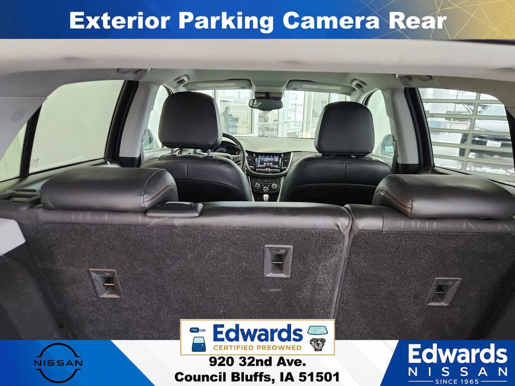 Used 2021 Chevrolet Trax LT AWD/4WD image 12