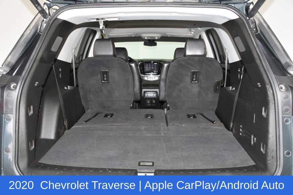 Used 2020 Chevrolet Traverse RS image 30