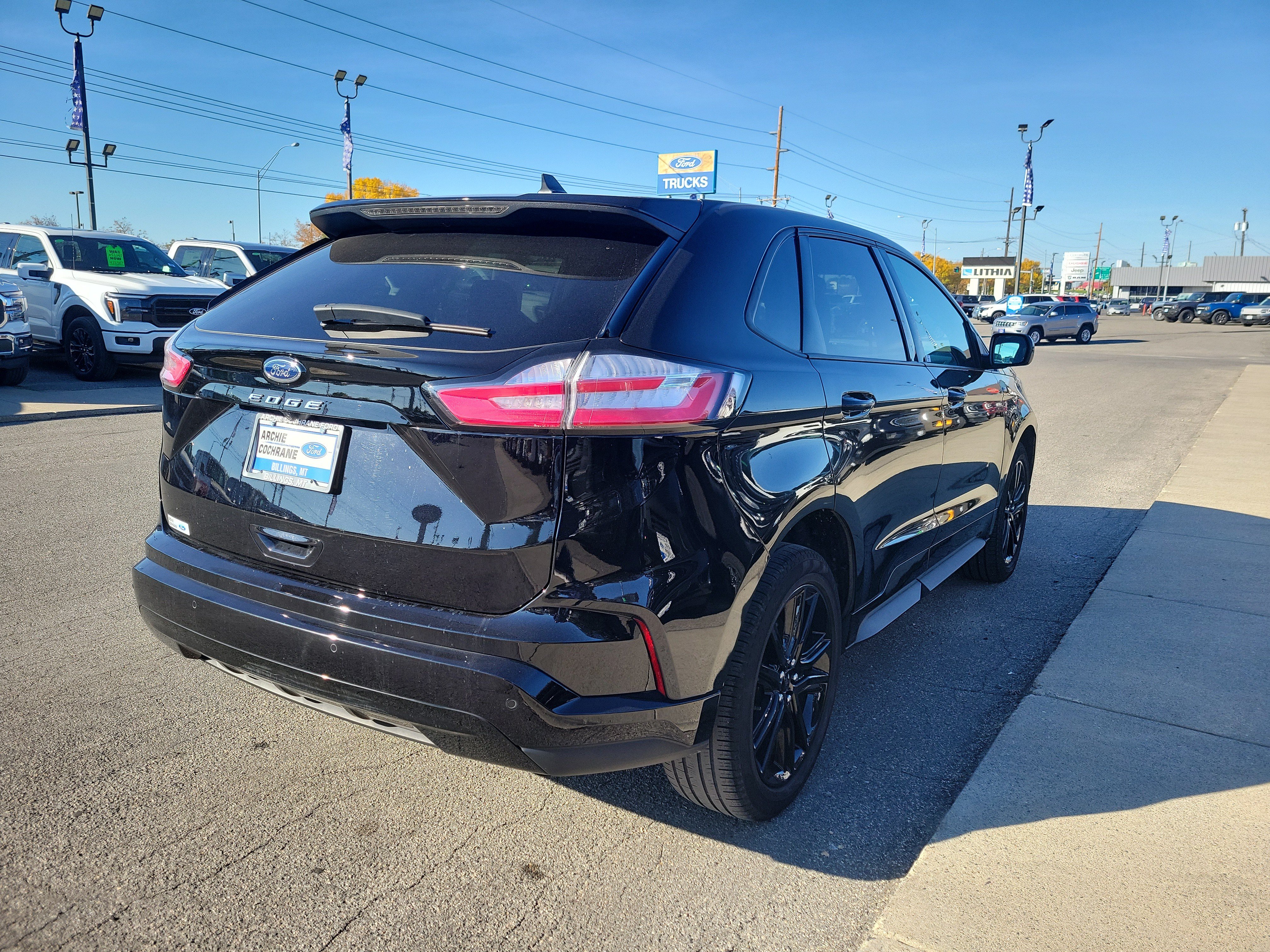 Certified 2024 Ford Edge ST-Line AWD/4WD image 5