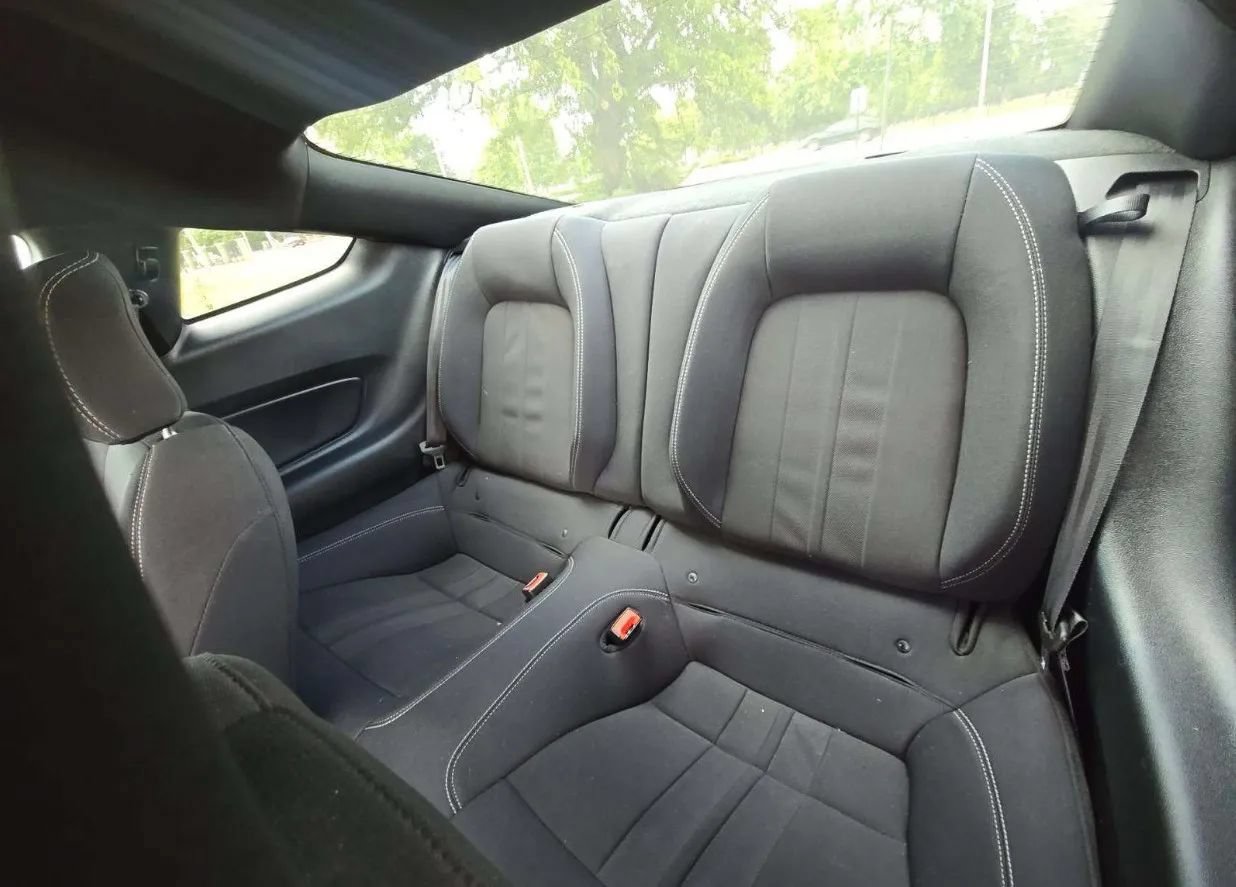 Used 2019 Ford Mustang Coupe w/ Black Accent Package RWD image 43