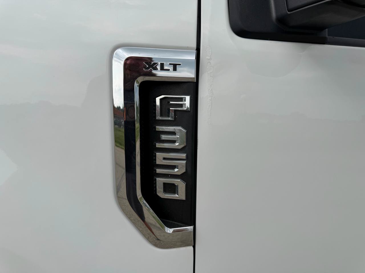Used 2022 Ford F350 XLT w/ XLT Value Package AWD/4WD image 15