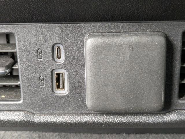 Used 2024 GMC Sierra 1500 Elevation image 15