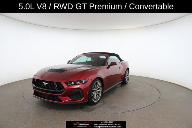 Used 2025 Ford Mustang GT Premium RWD image 2