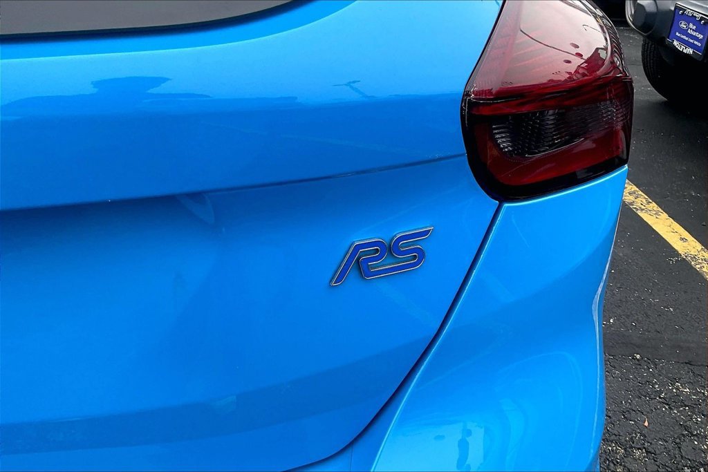 Used 2017 Ford Focus RS AWD/4WD image 7