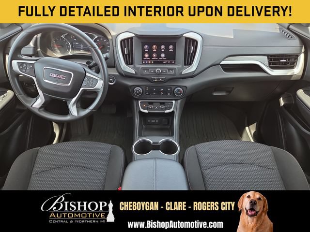 Used 2024 GMC Terrain SLE w/ LPO, Floor Liner Package FWD image 3