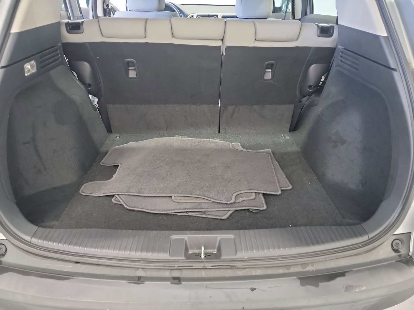 Used 2019 Honda HR-V LX image 25