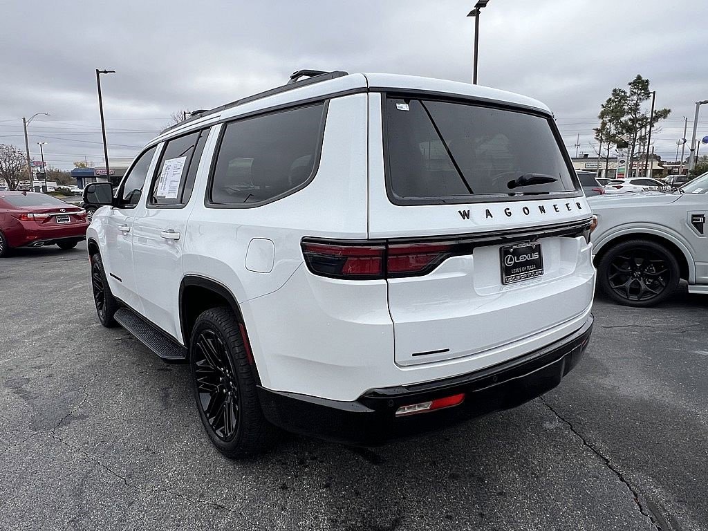 Used 2022 Jeep Wagoneer Series III image 5