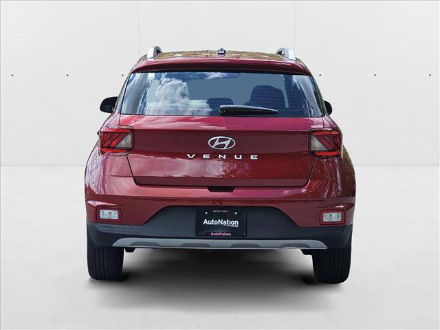 New 2025 Hyundai Venue SEL image 8