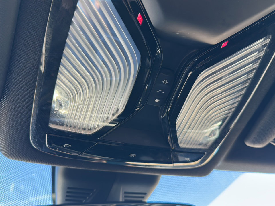 Certified 2024 BMW 330i Sedan w/ Convenience Package image 37