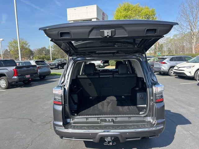 Used 2022 Toyota 4Runner Limited image 7