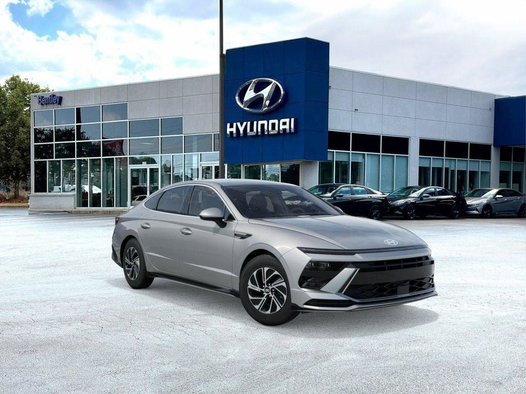 New 2026 Hyundai Sonata Blue FWD image 2