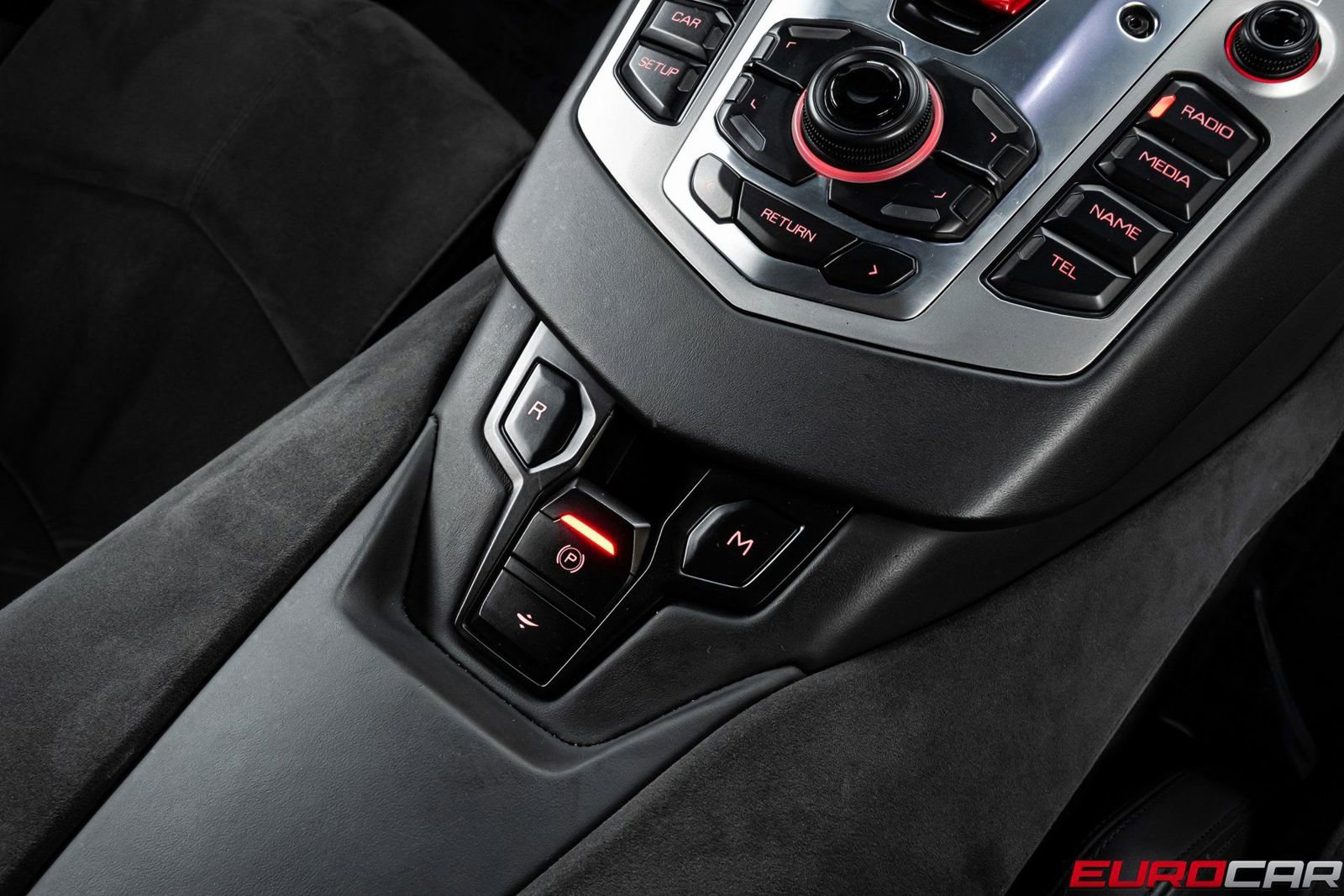 Used 2015 Lamborghini Aventador LP 700-4 image 30