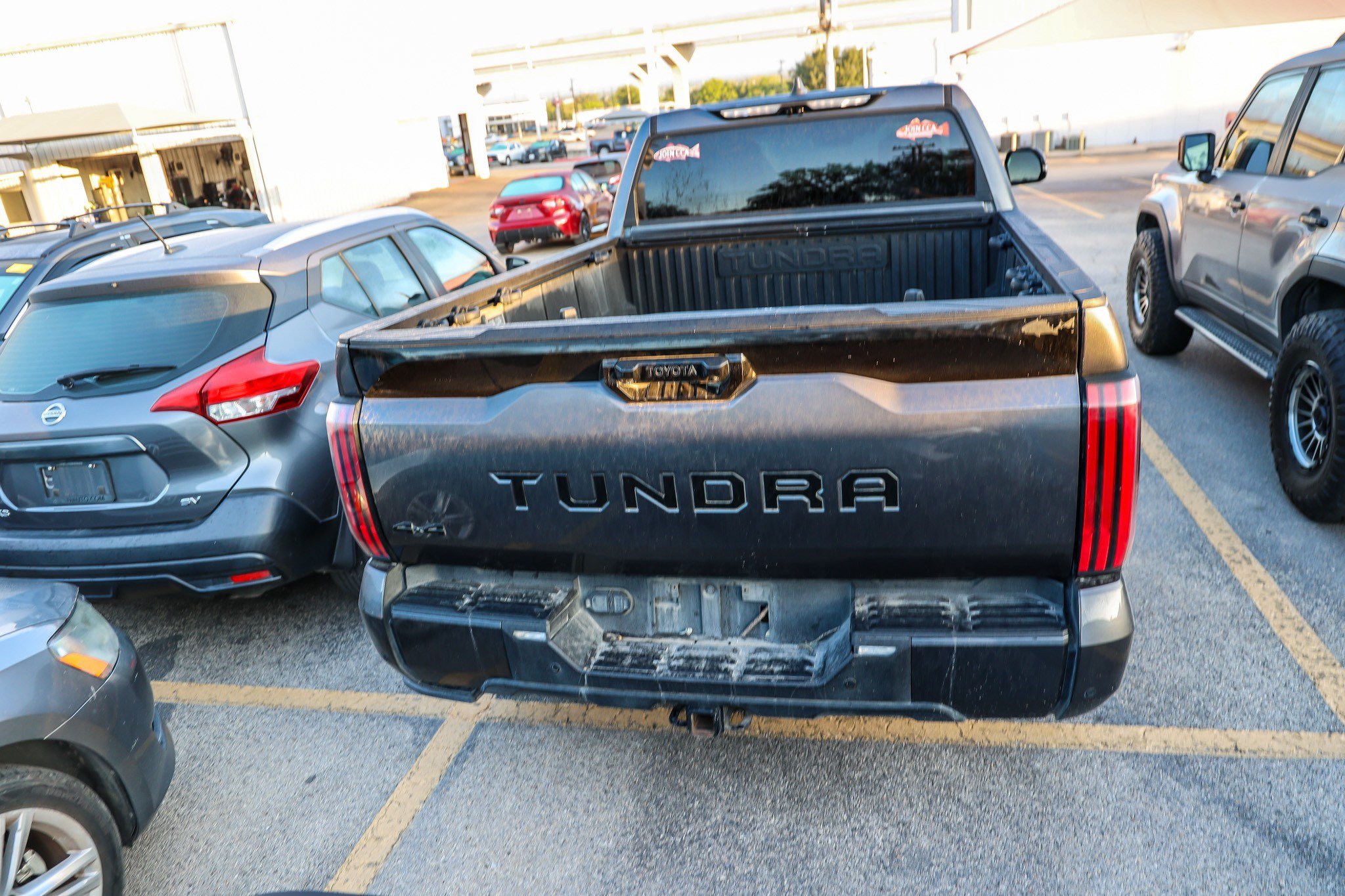 Used 2024 Toyota Tundra Platinum AWD/4WD image 9