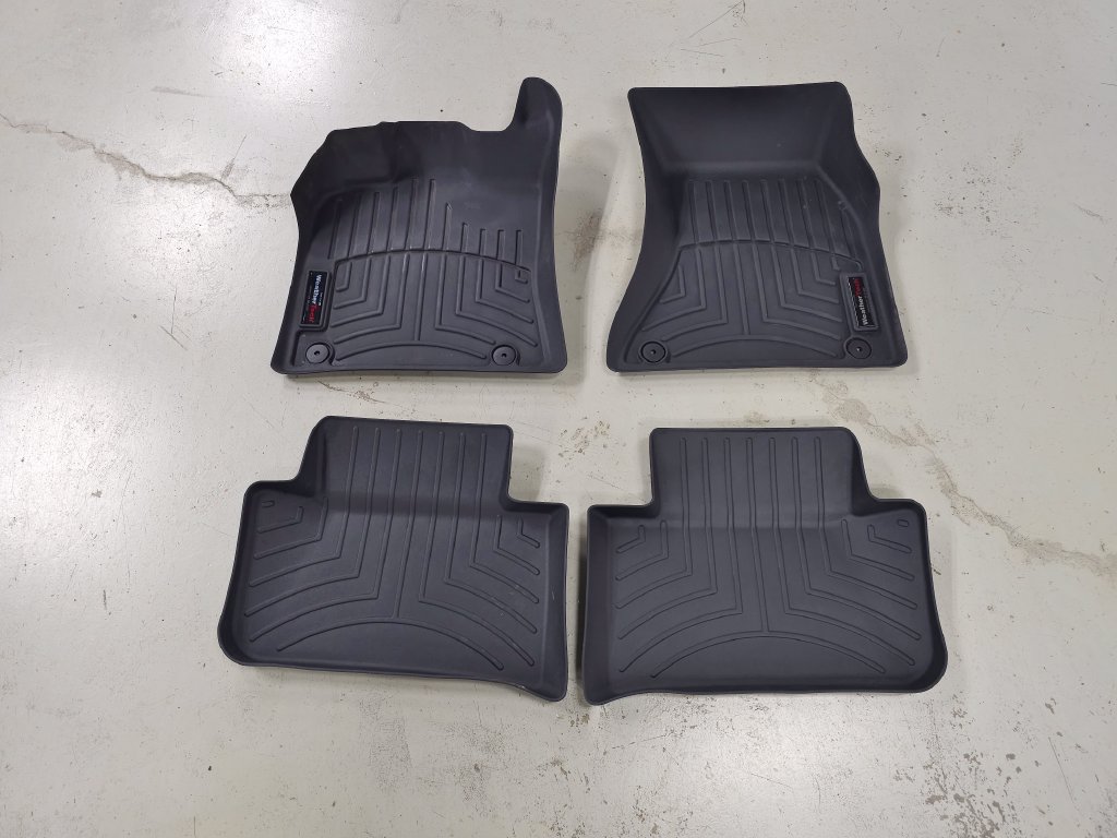 Used 2024 Porsche Macan Turbo AWD/4WD image 7