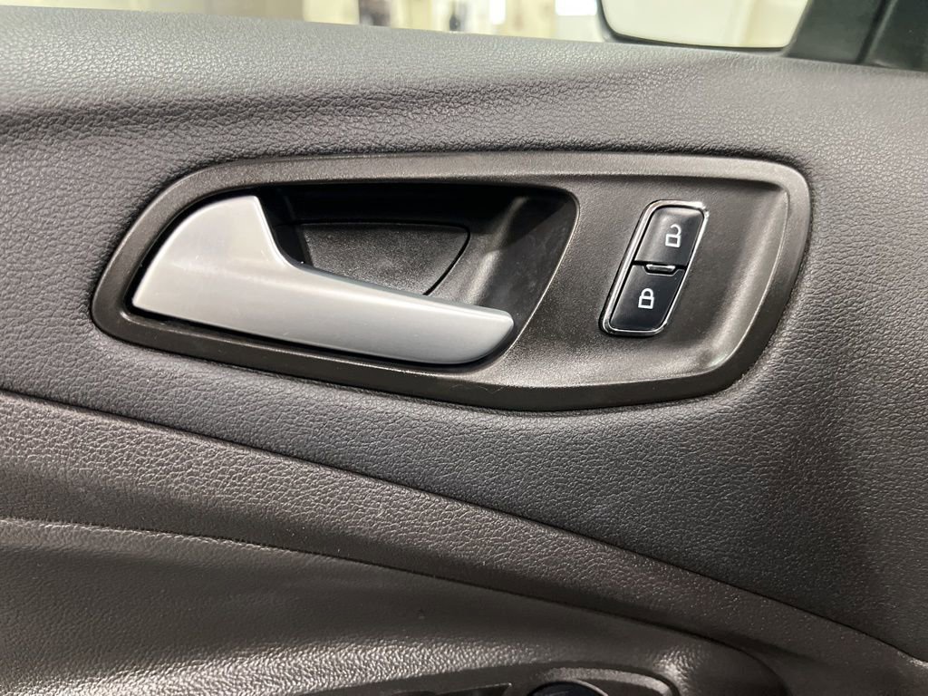 Used 2016 Ford Escape SE image 11
