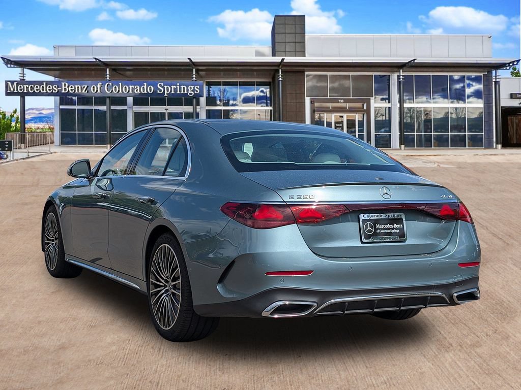Used 2025 Mercedes-Benz E 350 4MATIC Sedan image 5
