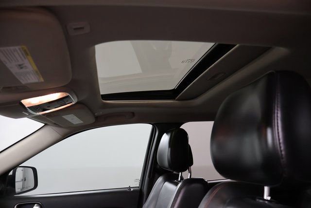 Used 2018 Dodge Durango GT image 12