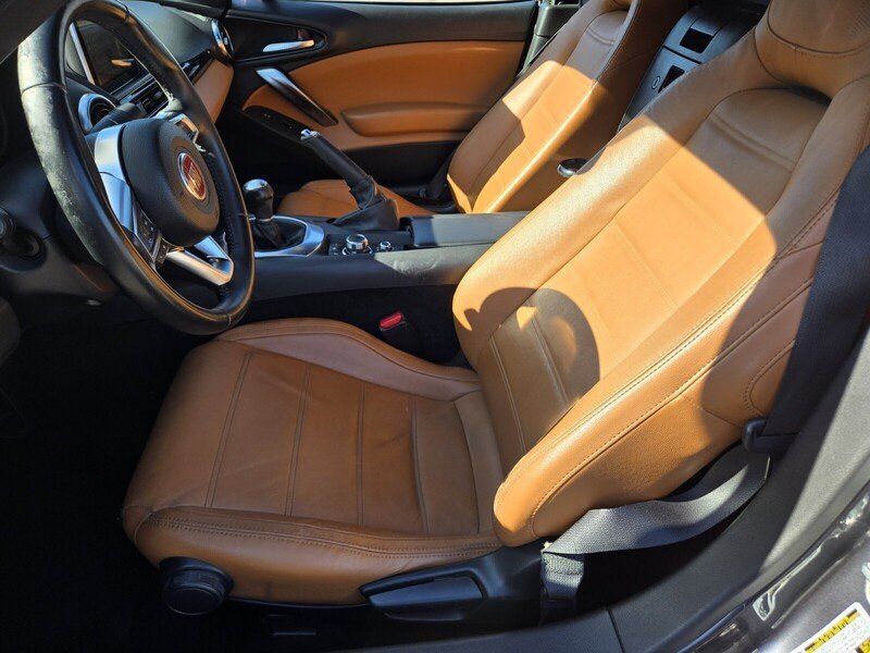 Used 2017 FIAT 124 Spider Lusso RWD image 10