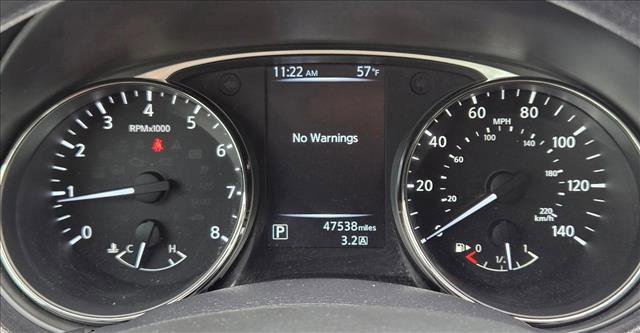 Used 2015 Nissan Rogue S image 11