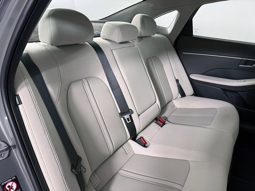 Certified 2023 Hyundai Sonata SEL w/ Convenience Package image 31