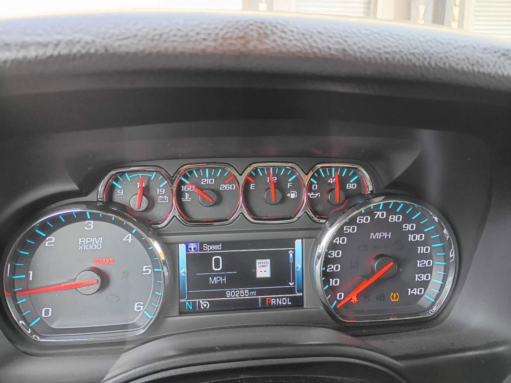 Used 2020 Chevrolet Suburban LT image 9