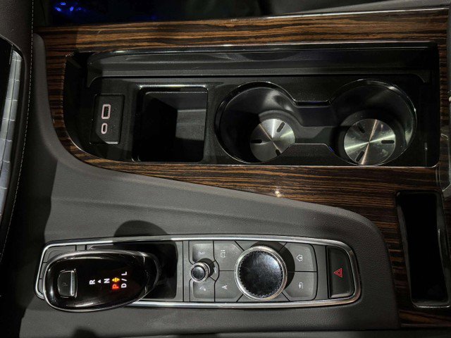 Used 2021 Cadillac Escalade Luxury image 42