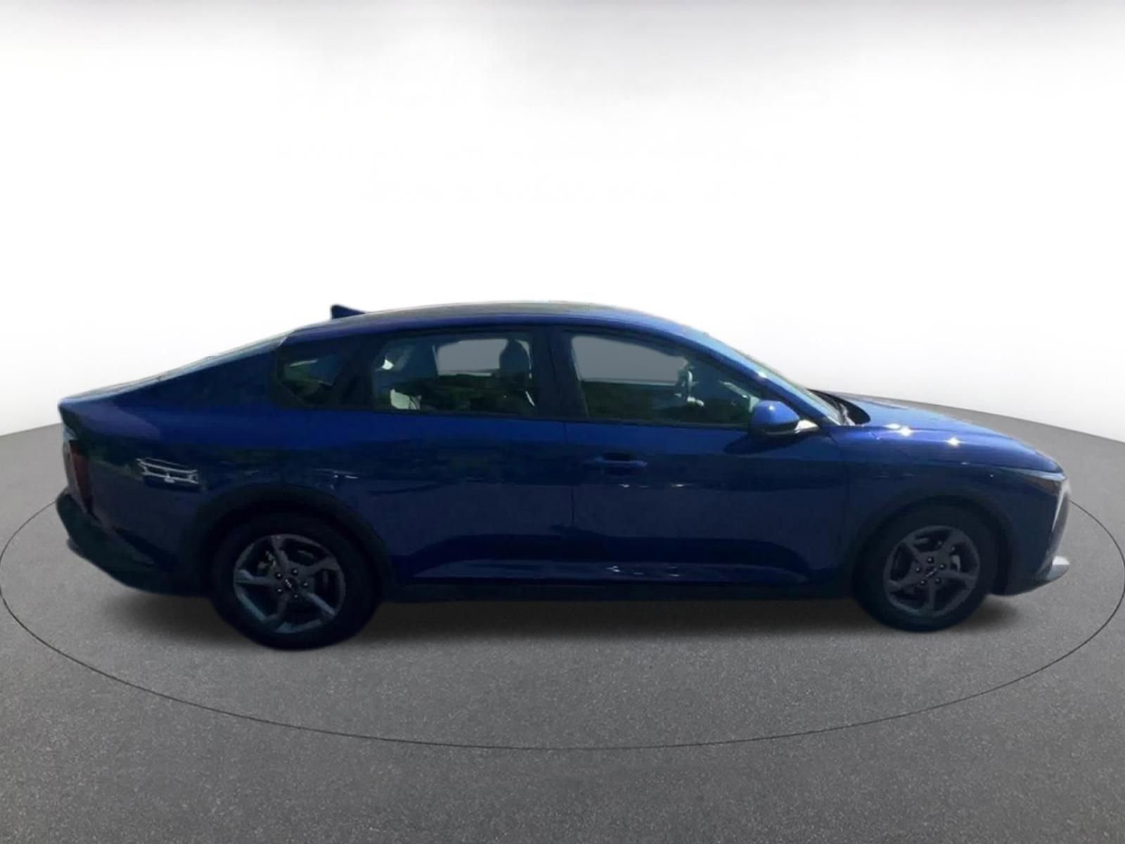 Used 2025 Kia K4 FWD image 15