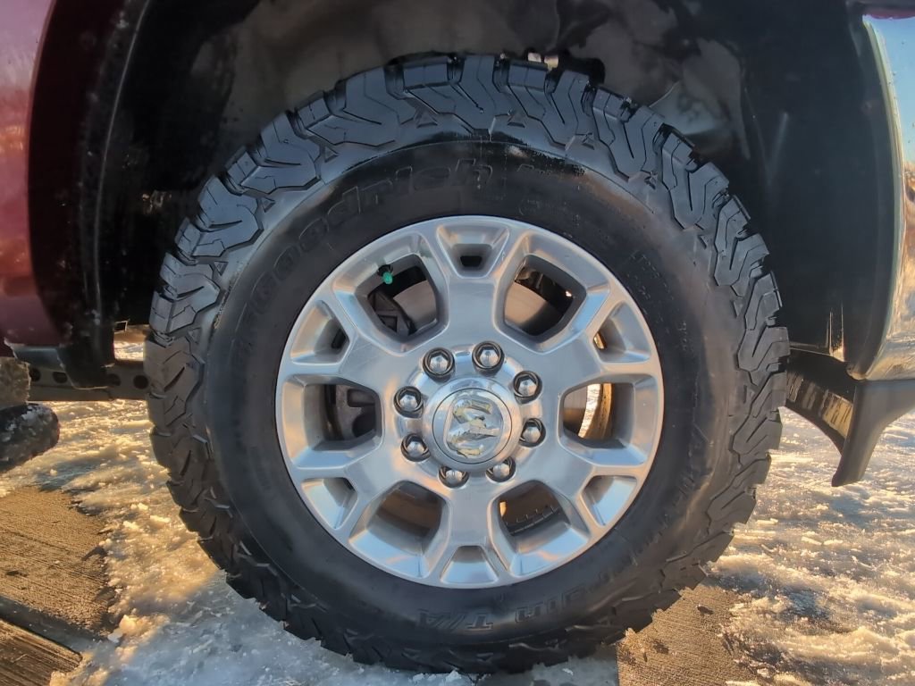 Used 2020 RAM 3500 Laramie image 33