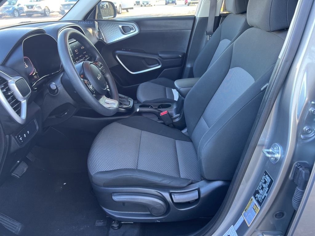 Used 2024 Kia Soul LX w/ Option Group 015 image 20