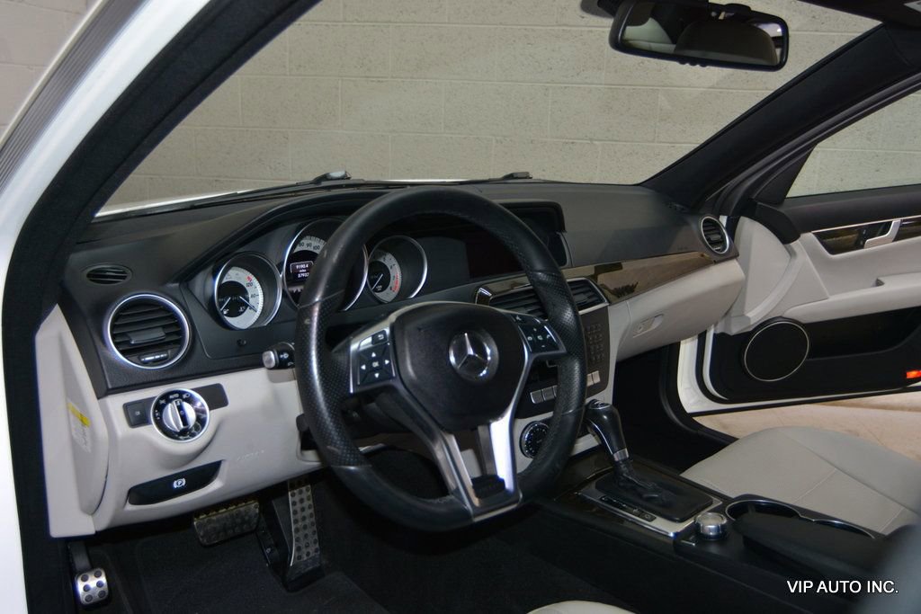 Used 2013 Mercedes-Benz C 250 Sedan image 11