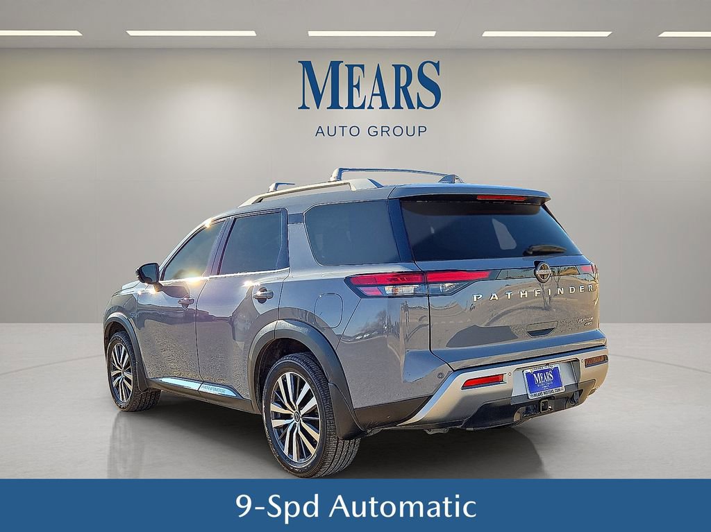 Used 2022 Nissan Pathfinder Platinum w/ Cargo Package image 4