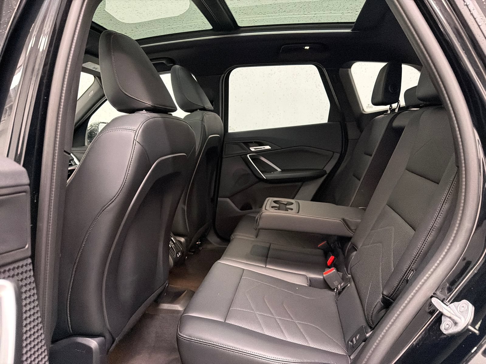 Used 2025 BMW X1 xDrive28i AWD/4WD image 17