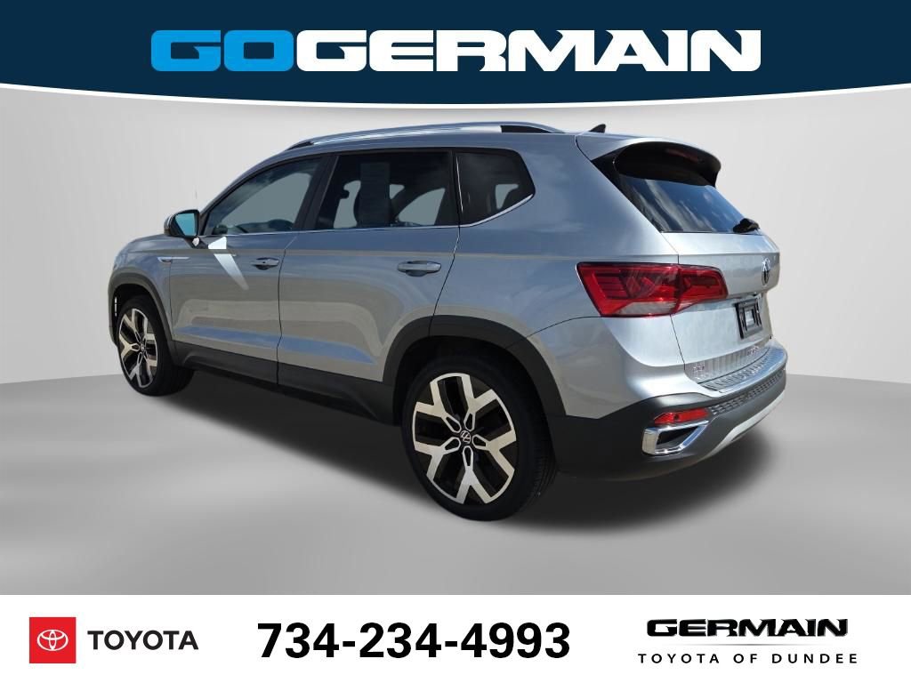 Used 2022 Volkswagen Taos SEL w/ Panoramic Sunroof Package image 10