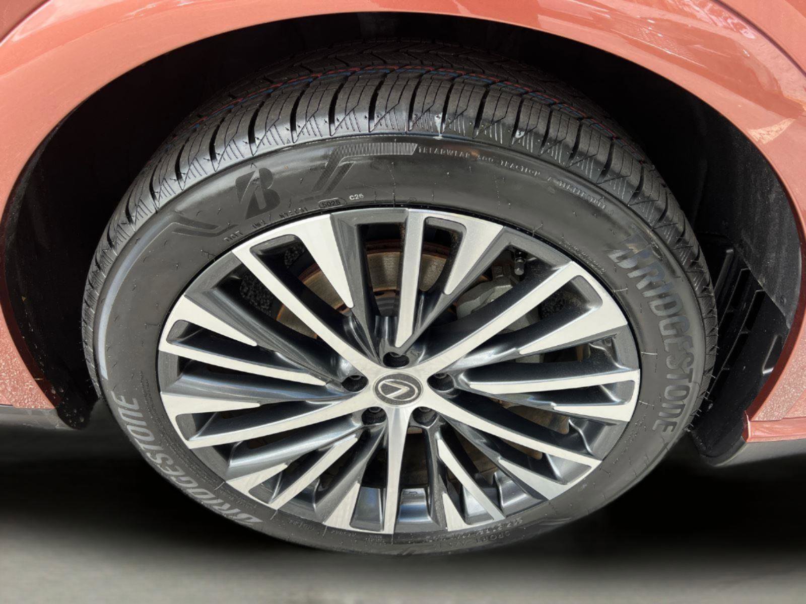 Used 2023 Lexus RX 350 Premium Plus w/ Accessory Package (Z1) FWD image 13