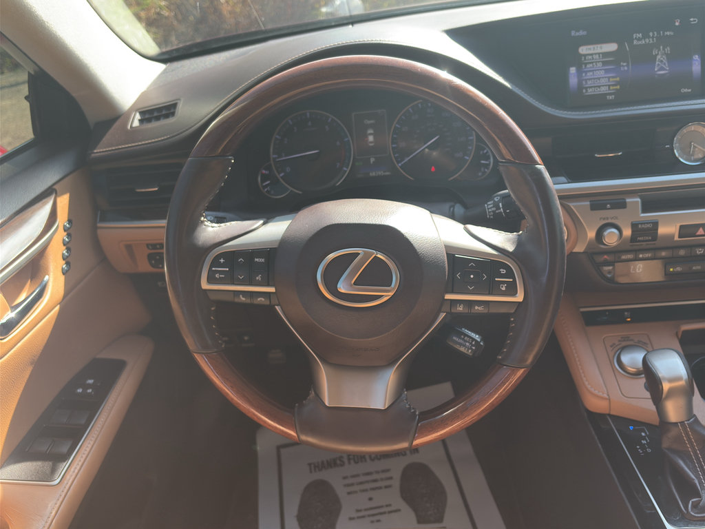 Used 2018 Lexus ES 350 w/ Premier Package FWD image 16