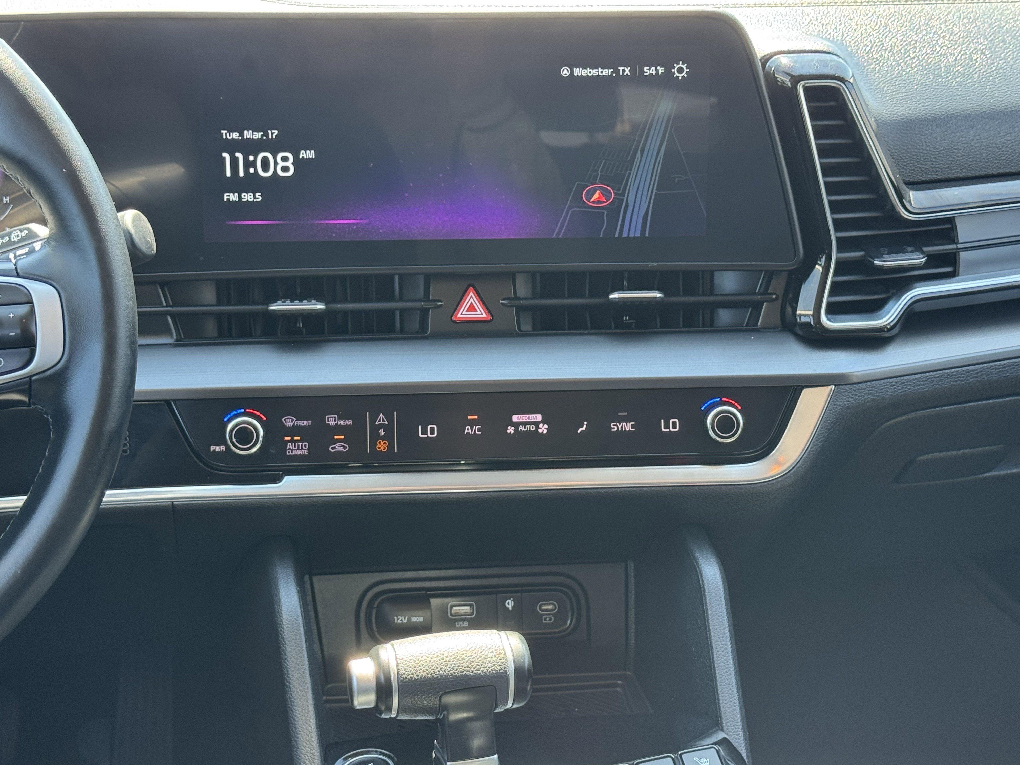 Used 2024 Kia Sportage EX image 17