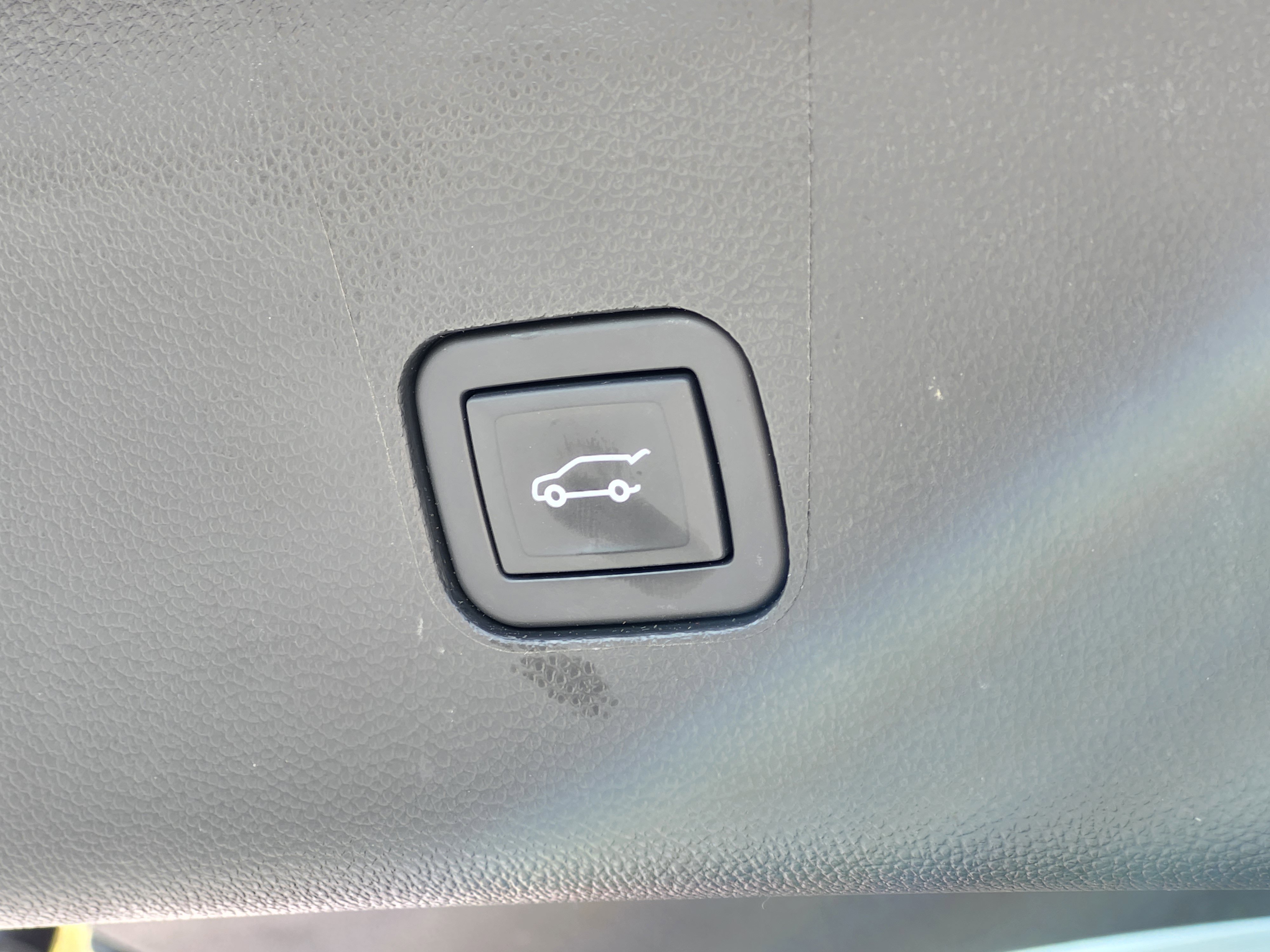 Used 2023 Buick Enclave Premium w/ Experience Buick Package image 13