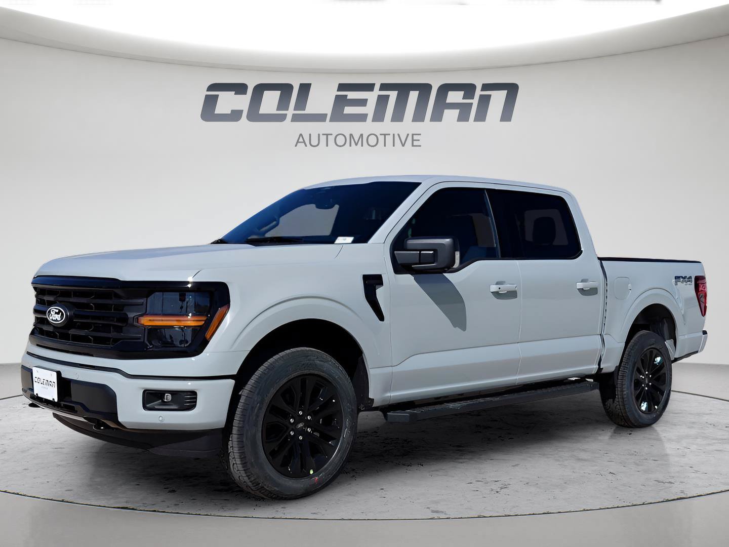 New 2026 Ford F150 XLT w/ Equipment Group 302A MID