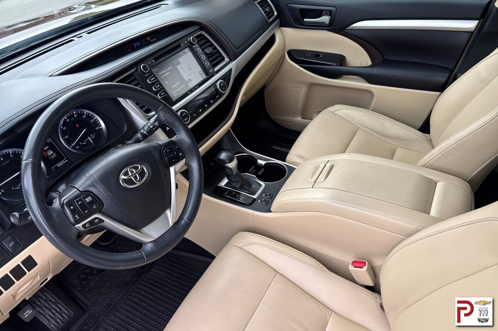 Used 2016 Toyota Highlander XLE AWD/4WD image 10