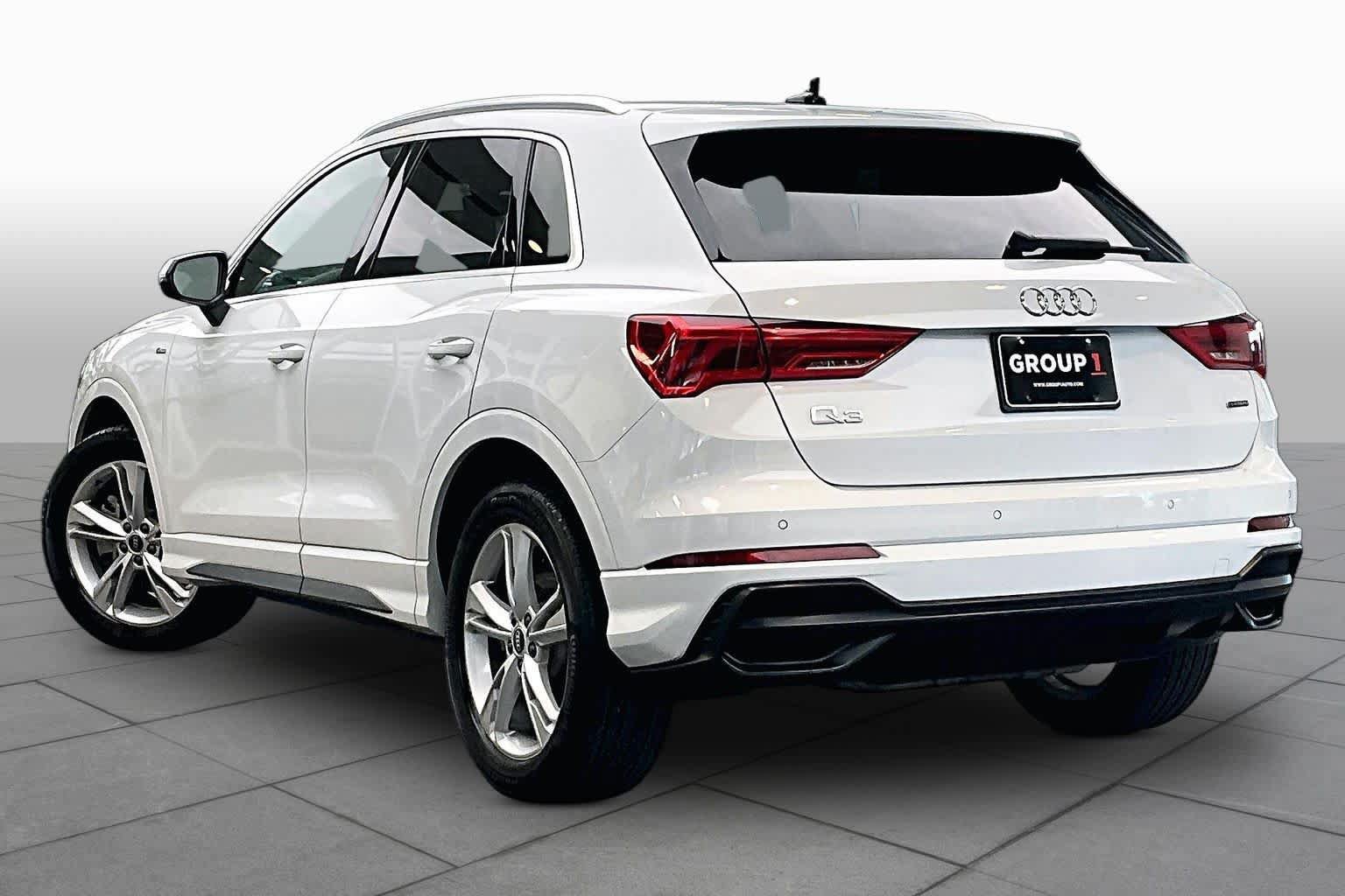 Used 2022 Audi Q3 2.0T Premium Plus w/ Premium Plus Package AWD/4WD image 12