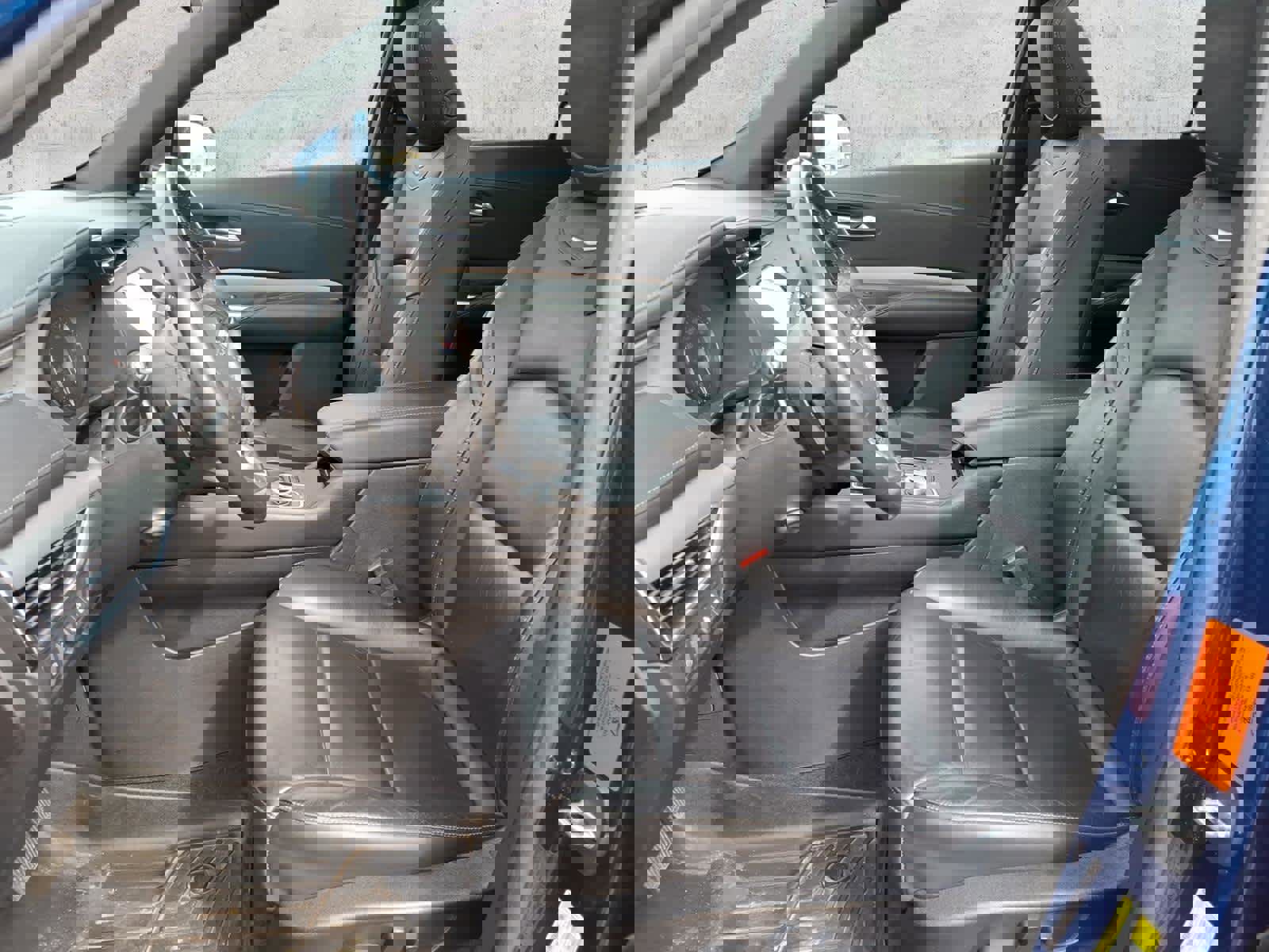 Used 2019 Cadillac XT4 Premium Luxury w/ Technology Package image 4