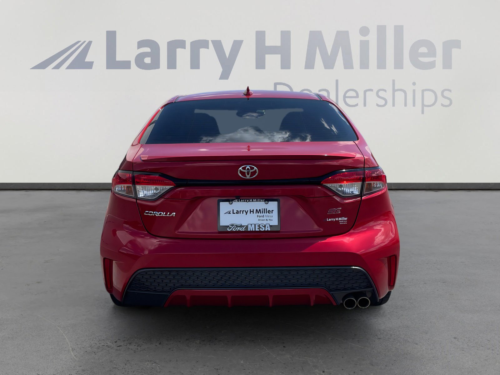 Used 2020 Toyota Corolla SE FWD image 4