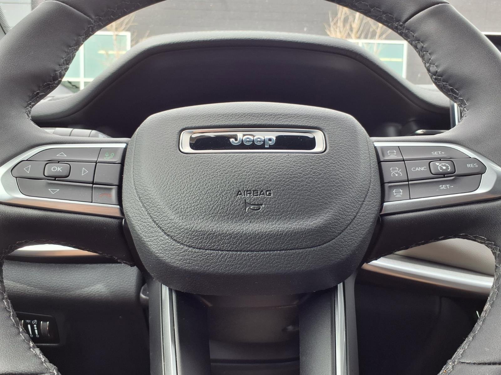 Used 2026 Jeep Compass Limited image 14