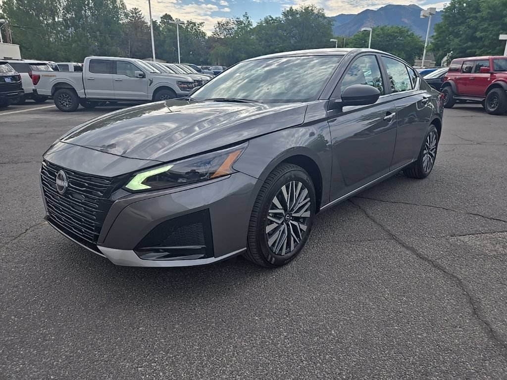 New 2026 Nissan Altima 2.5 SV AWD/4WD image 1