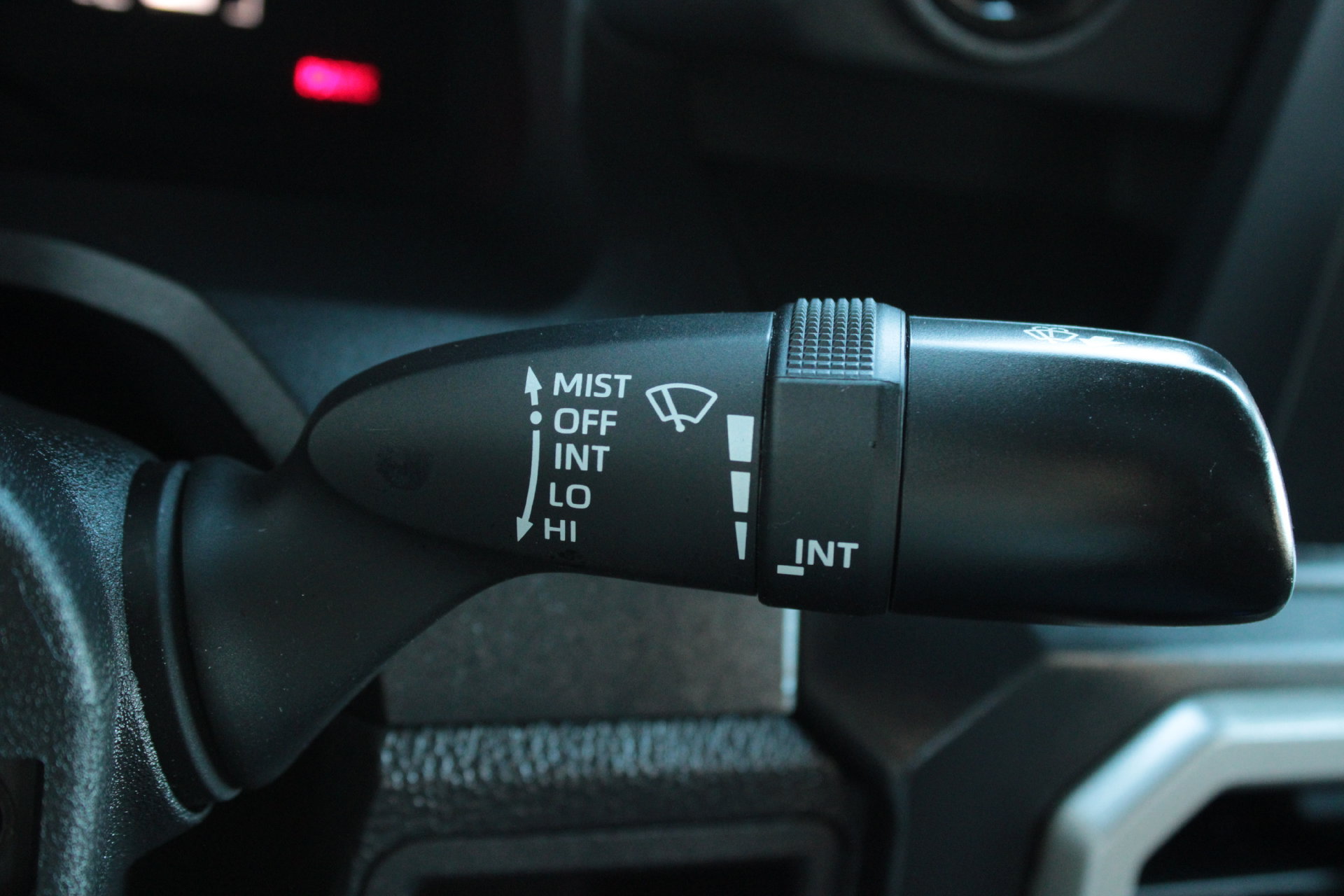 Used 2024 Toyota Tacoma SR AWD/4WD image 34