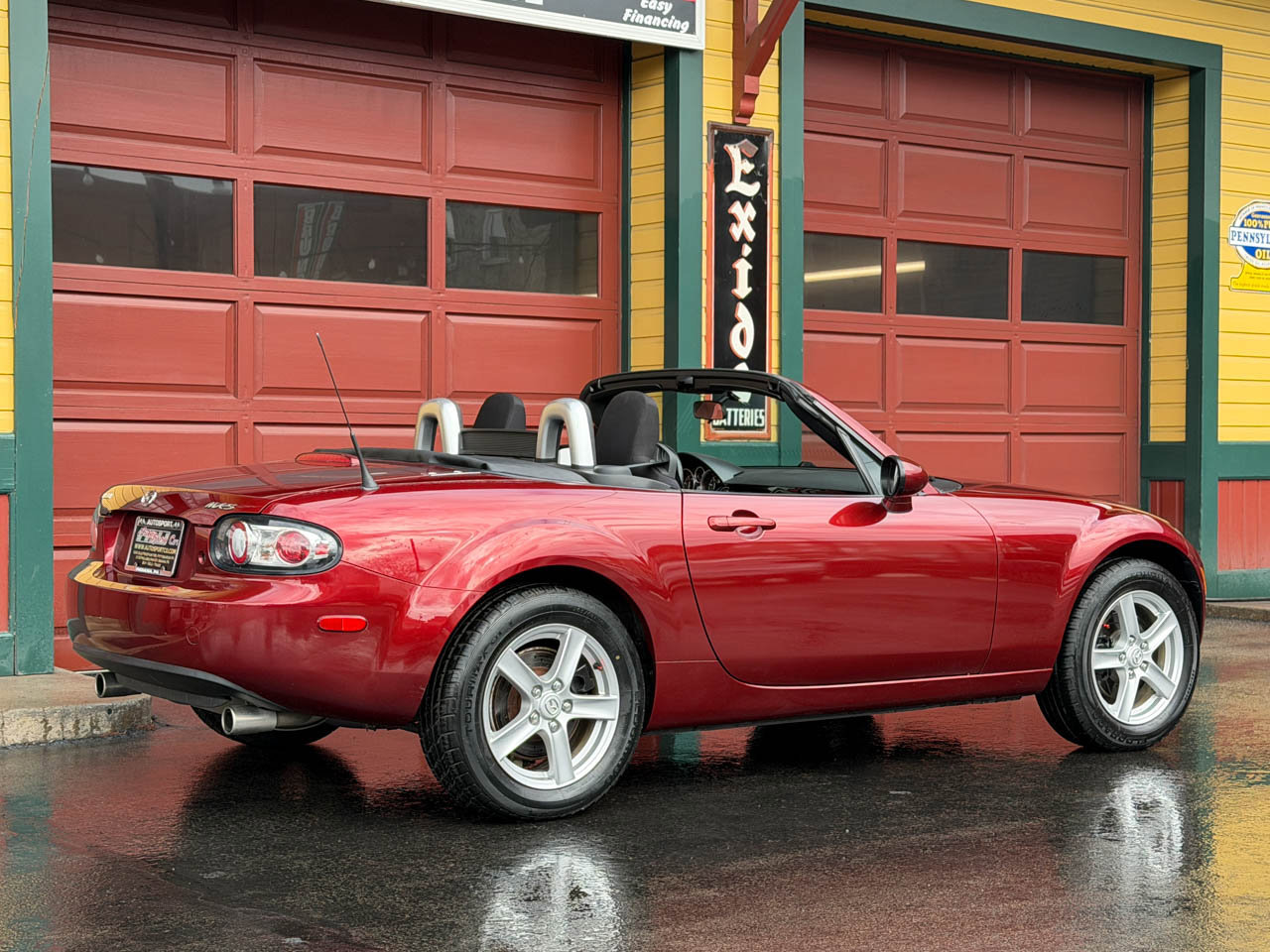 Used 2007 MAZDA MX-5 Miata Sport w/ Convenience Pkg image 11