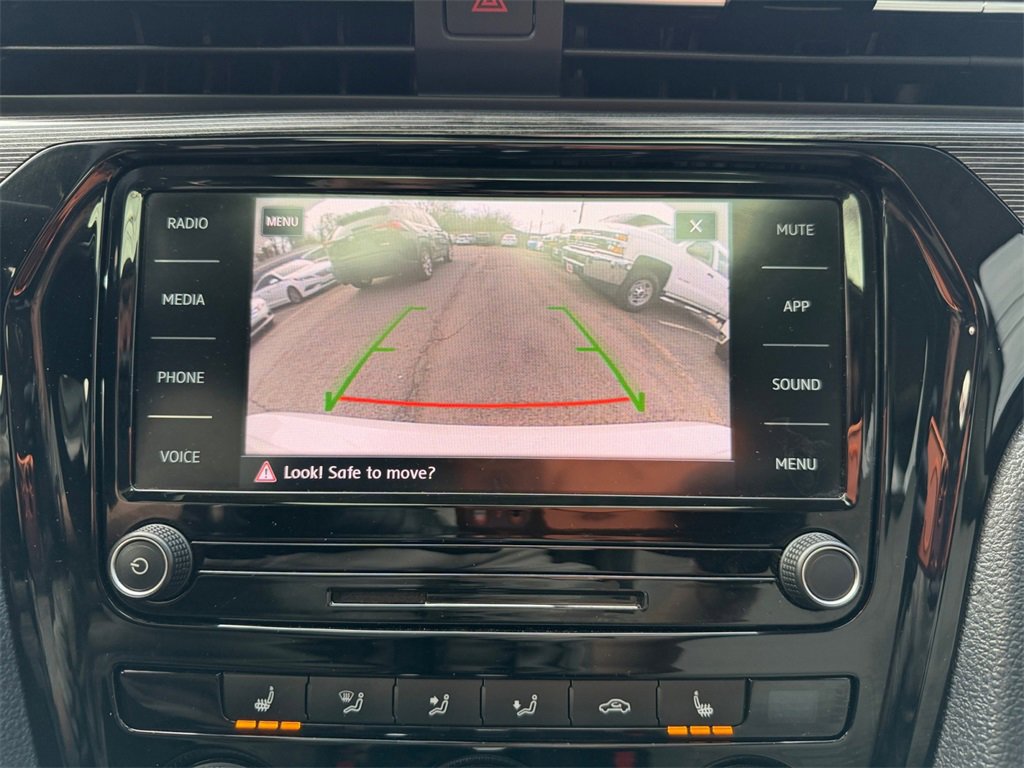 Used 2020 Volkswagen Passat 2.0T R-Line image 9