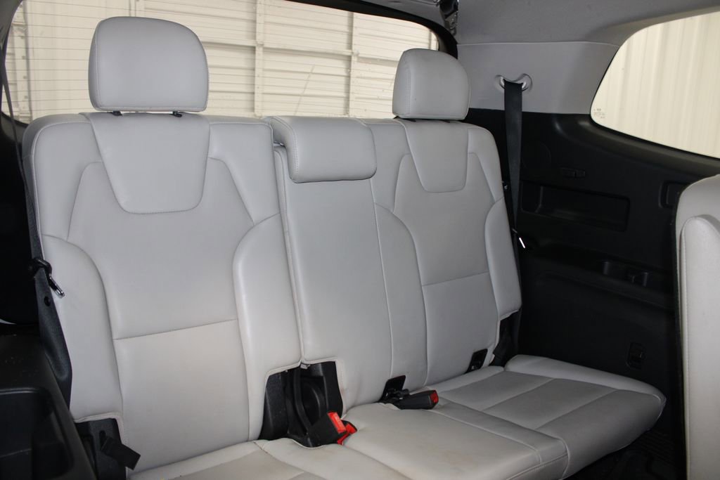 Used 2021 Kia Telluride EX w/ EX Premium Package image 22