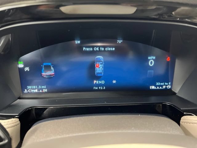 Certified 2023 Lincoln Corsair AWD w/ Equipment Group 101A image 16