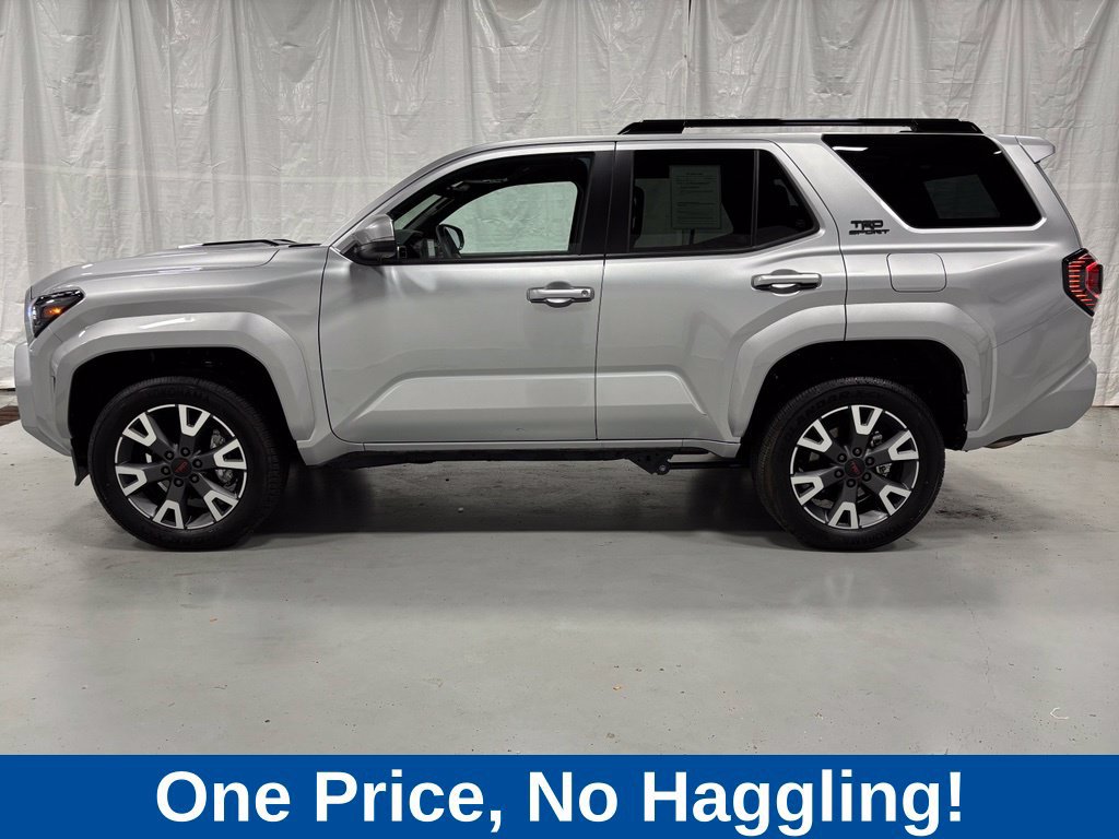 Used 2026 Toyota 4Runner TRD Sport AWD/4WD image 4